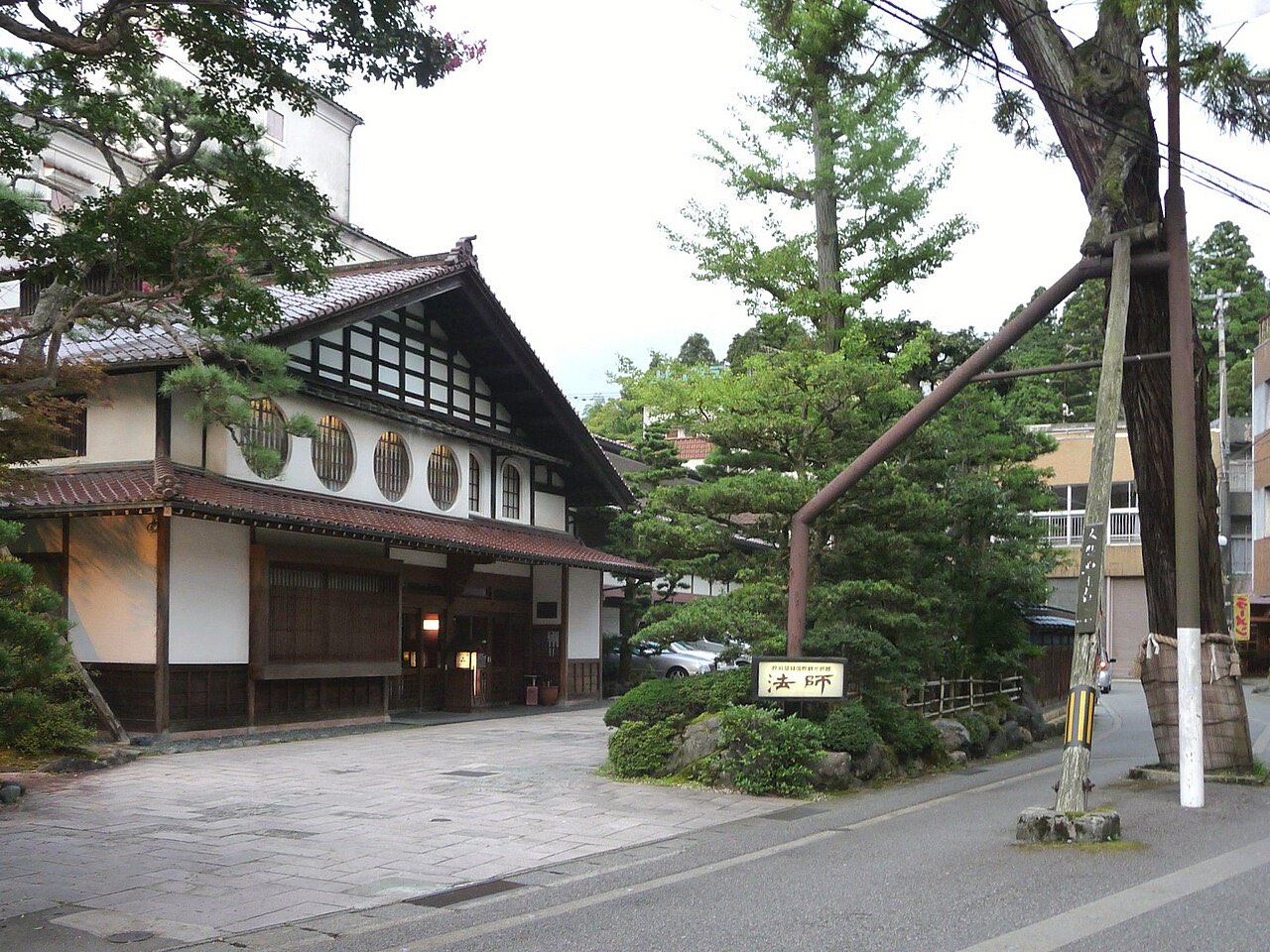 Awazu Onsen (粟津温泉)