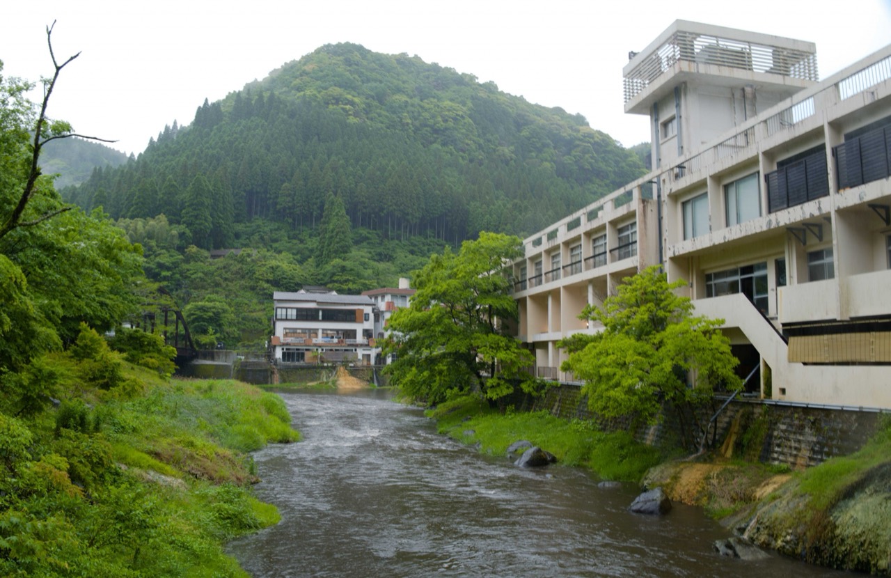 Myoken Onsen (妙見温泉)