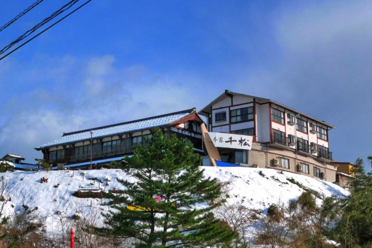 Yuhigaura Onsen (夕日ヶ浦温泉)