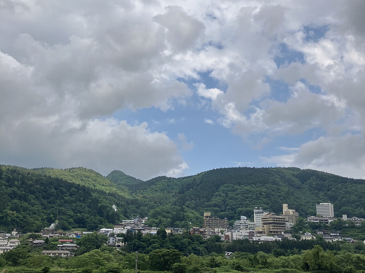Naruko Onsen (鳴子温泉郷)