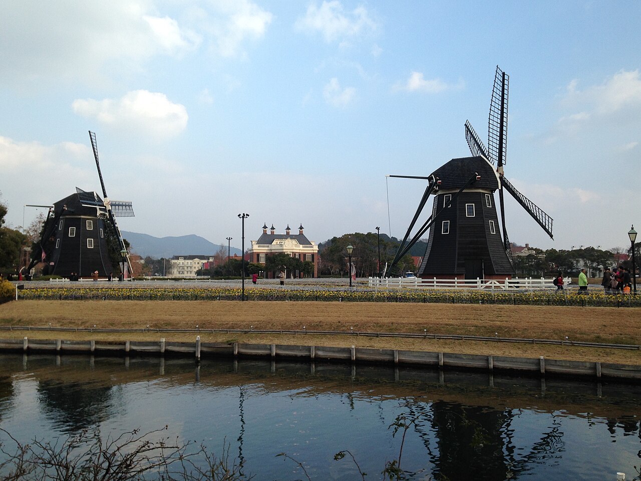 Huis Ten Bosch Onsen (ハウステンボス温泉)