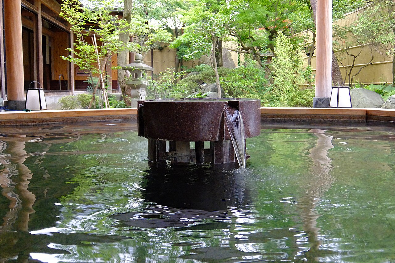 Tsukioka Onsen (月岡温泉)