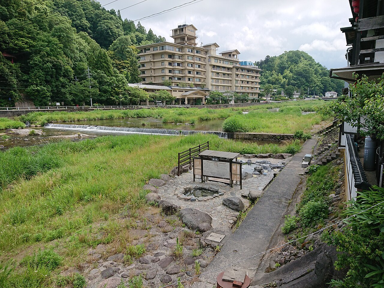 Misasa Onsen (三朝温泉)