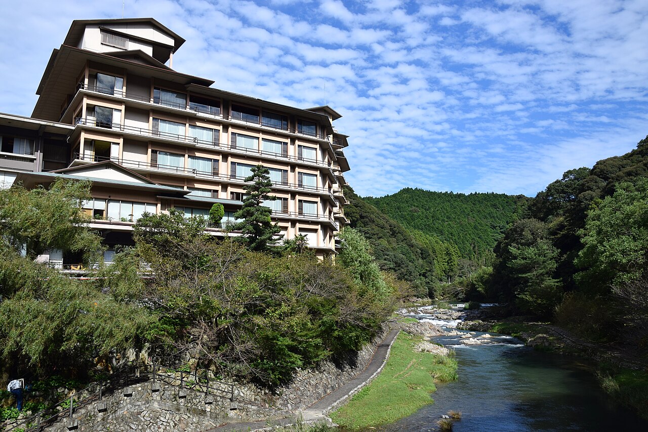 Nagato Yumoto Onsen (長門湯本温泉)